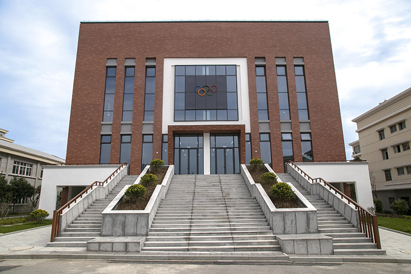 富阳鹿山中学外墙装修展示