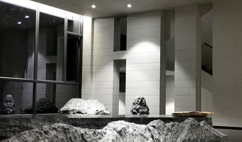 江西峡江林瑞石业大厅墙面装修展示